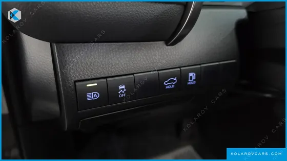 TOYOTA CAMRY 2.5 XLE HYBRID