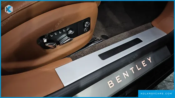 BENTLEY FLYING SPUR 4.0