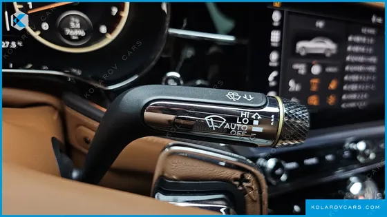 BENTLEY FLYING SPUR 4.0