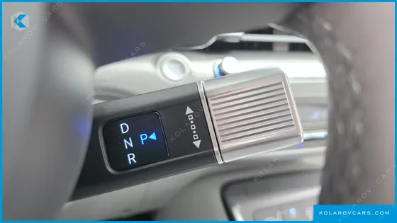 HYUNDAI KONA GASOLINE 2.0 2WD