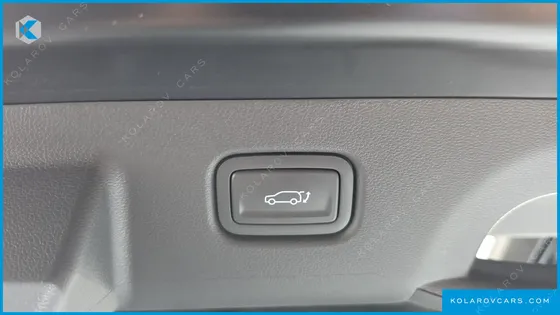 HYUNDAI KONA GASOLINE 2.0 2WD