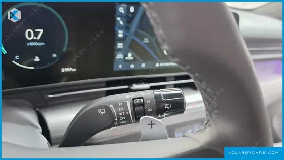 HYUNDAI KONA GASOLINE 2.0 2WD