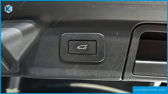 LAND ROVER RANGE ROVER VELAR 2.0 P250 R-DYNAMIC SE