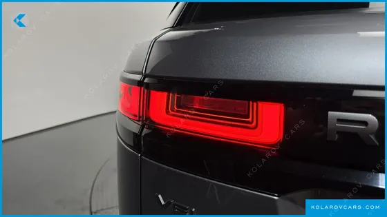 LAND ROVER RANGE ROVER VELAR 2.0 D240 R-DYNAMIC SE