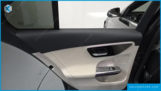 MERCEDES C-CLASS C300 4MATIC AVANTGARDE