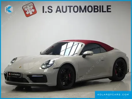 PORSCHE 911 CARRERA 4 GTS CABRIOLET