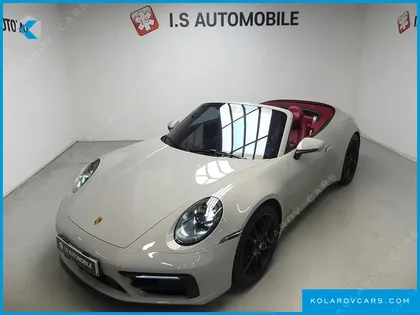 PORSCHE 911 CARRERA 4 GTS CABRIOLET