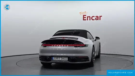 PORSCHE 911 CARRERA 4 CABRIOLET