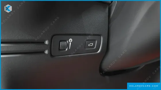 VOLVO XC40 T4 R-DESIGN