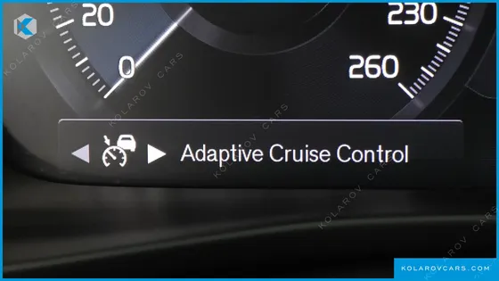 VOLVO XC40 T4 R-DESIGN
