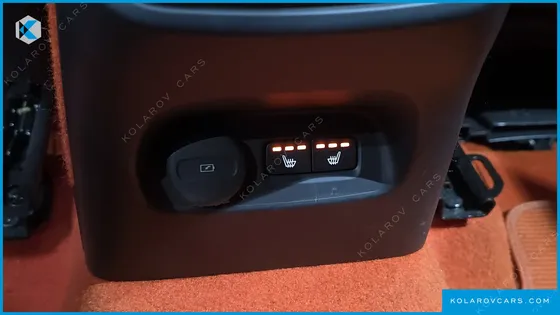 VOLVO XC40 T4 R-DESIGN
