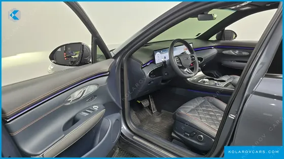 GENESIS GV70 2.5T GASOLINE 2WD
