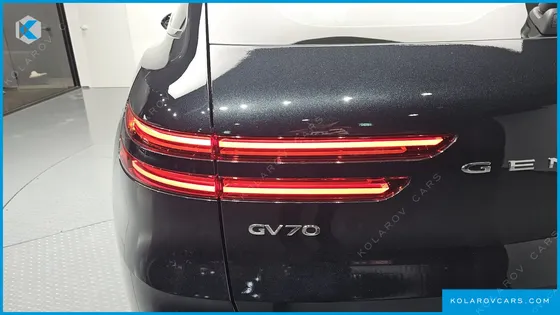 GENESIS GV70 2.5T GASOLINE 2WD
