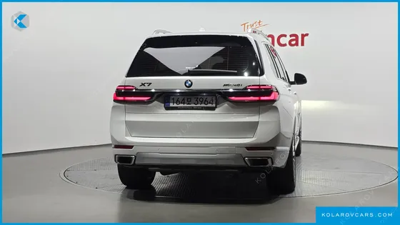 BMW X7 XDRIVE 40I DESIGN PURE EXCELLENCE 6-SEATER