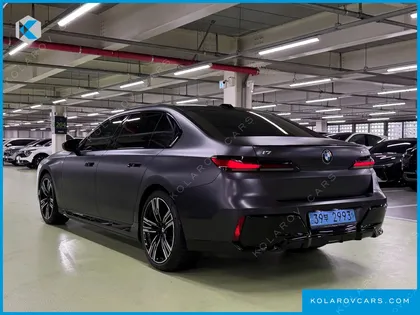 BMW I7 XDRIVE 60 FREEZE SEOUL EDITION
