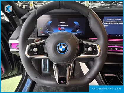 BMW I7 XDRIVE 60 FREEZE SEOUL EDITION