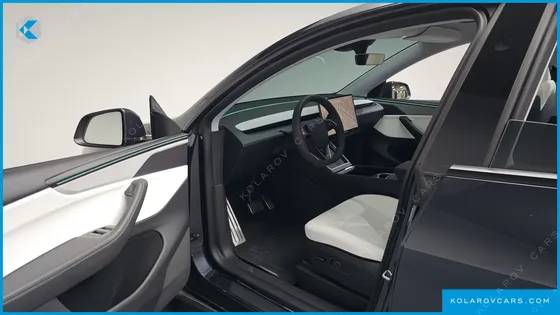 TESLA MODEL Y LONG RANGE AWD