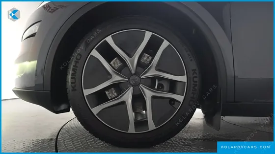 TESLA MODEL Y RWD