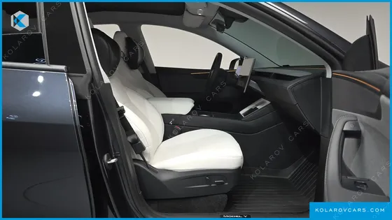 TESLA MODEL Y RWD