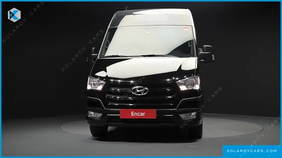 HYUNDAI SOLATI 15-SEATER