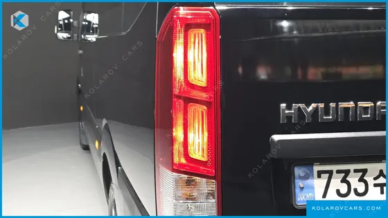 HYUNDAI SOLATI 15-SEATER