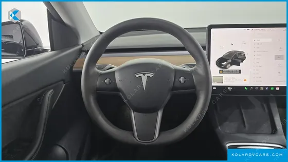TESLA MODEL Y STANDARD RANGE RWD