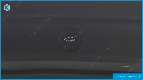 TESLA MODEL Y STANDARD RANGE RWD
