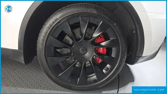 TESLA MODEL Y LONG RANGE AWD