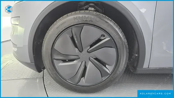 TESLA MODEL Y RWD