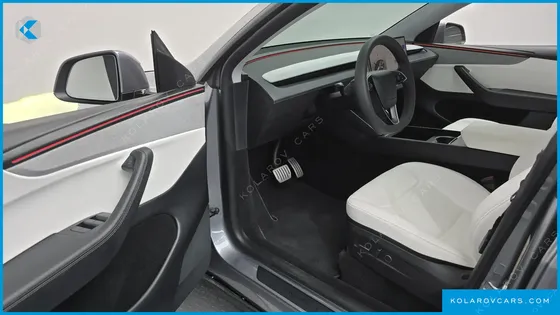 TESLA MODEL Y RWD