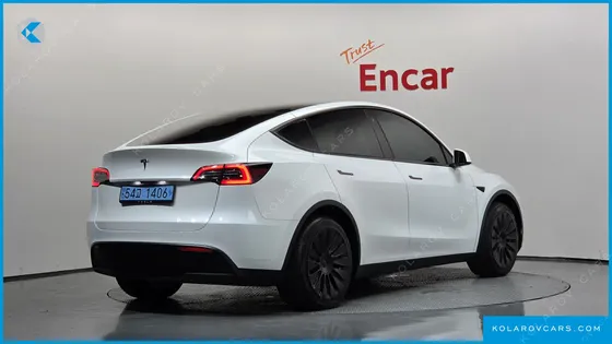 TESLA MODEL Y RWD