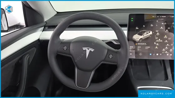 TESLA MODEL Y RWD