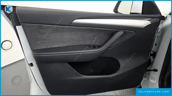 TESLA MODEL Y RWD