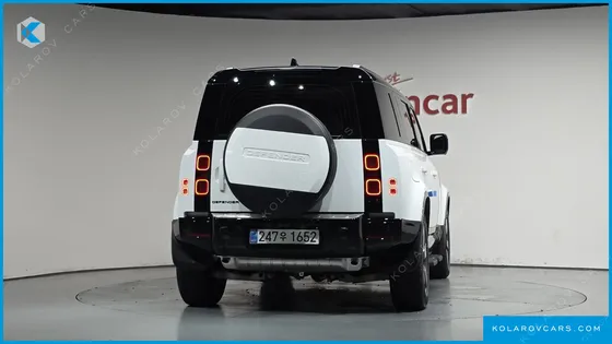 LAND ROVER DEFENDER 110 P300 X-DYNAMIC SE