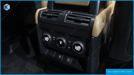 LAND ROVER DEFENDER 110 P300 X-DYNAMIC SE