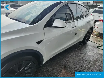 TESLA MODEL Y LONG RANGE AWD