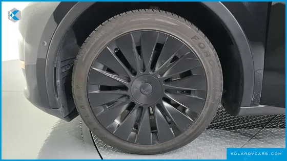 TESLA MODEL Y LONG RANGE AWD