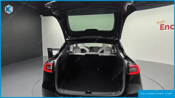 TESLA MODEL Y LONG RANGE AWD