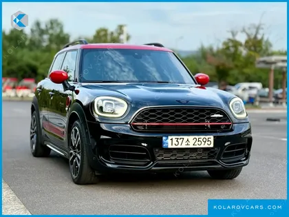 MINI COUNTRYMAN JCW LAUNCH PACK