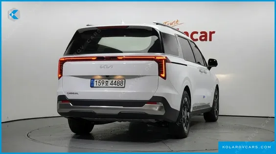 KIA CARNIVAL DIESEL 9-SEATER NOBLESSE