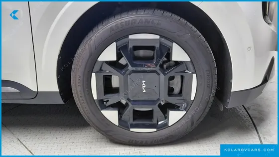 KIA CARNIVAL DIESEL 9-SEATER NOBLESSE