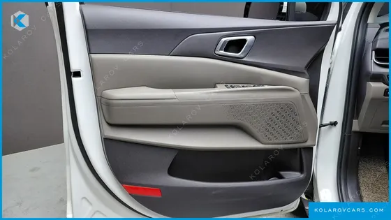 KIA CARNIVAL DIESEL 9-SEATER NOBLESSE