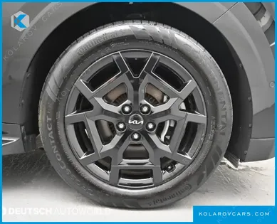 KIA CARNIVAL GASOLINE 9-SEATER GRAVITY