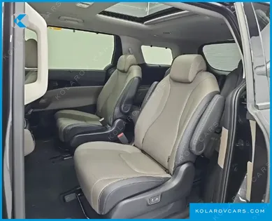 KIA CARNIVAL HEV 9SEATER SIGNATURE