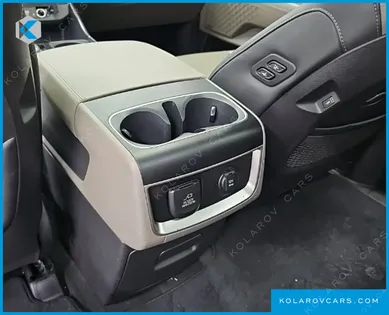 KIA CARNIVAL HEV 9SEATER SIGNATURE