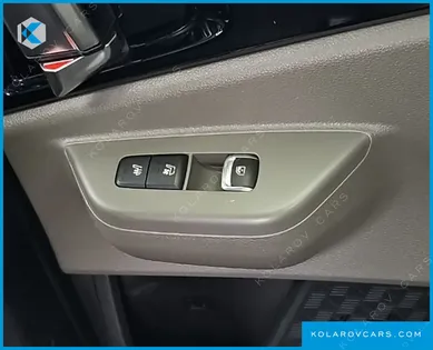 KIA CARNIVAL HEV 9SEATER SIGNATURE