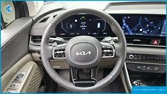 KIA CARNIVAL GASOLINE 9-SEATER NOBLESSE