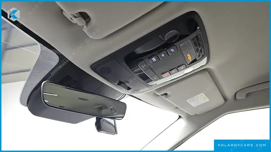 KIA CARNIVAL GASOLINE 9-SEATER NOBLESSE