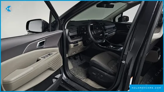 KIA CARNIVAL GASOLINE 7-SEATER NOBLESSE