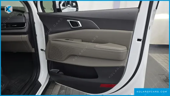 KIA CARNIVAL HEV 9SEATER NOBLESS